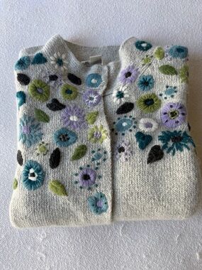 Y2K Floral Embroidered Cardigan Silk Wool Cottagecore Soft Girl Sweater L